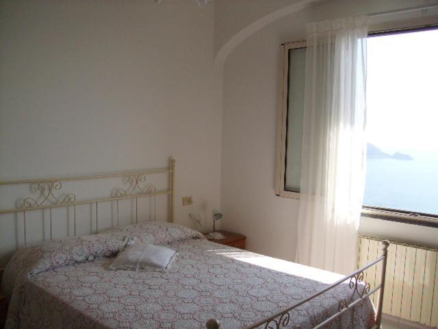 Casa Lux Apartment Praiano Bagian luar foto